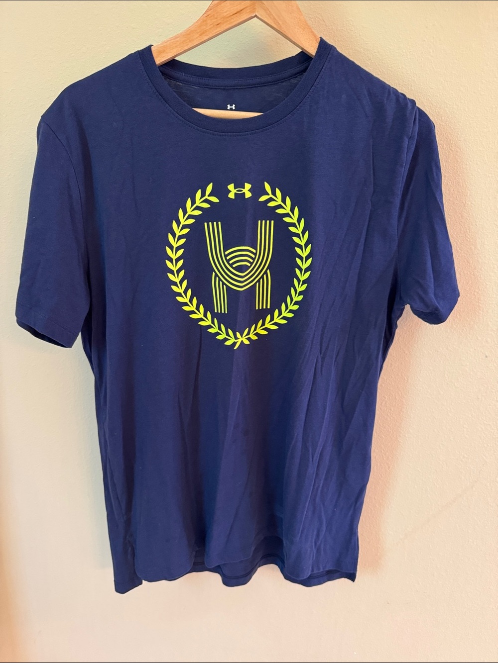 Under Armour Navy T-shirt with Neon Lime Crest